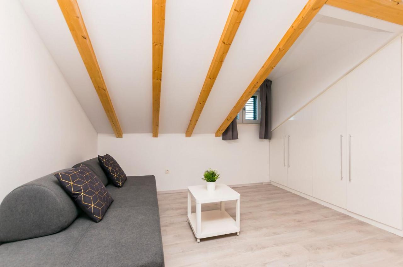 Apartments And Rooms Adriatic Suites شيبينيك المظهر الخارجي الصورة
