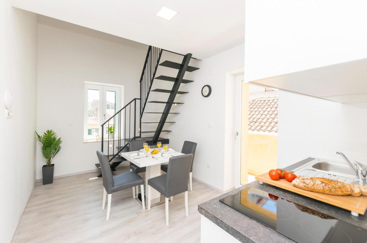 Apartments And Rooms Adriatic Suites شيبينيك المظهر الخارجي الصورة