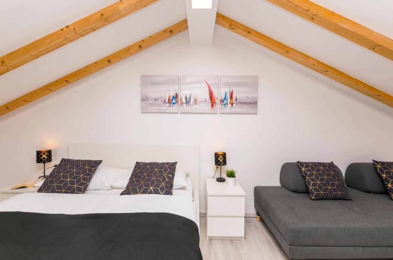 Apartments And Rooms Adriatic Suites شيبينيك المظهر الخارجي الصورة