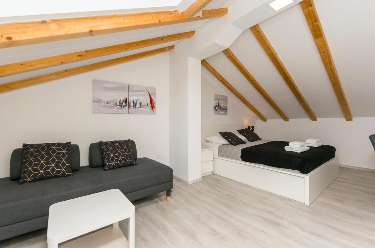 Apartments And Rooms Adriatic Suites شيبينيك المظهر الخارجي الصورة