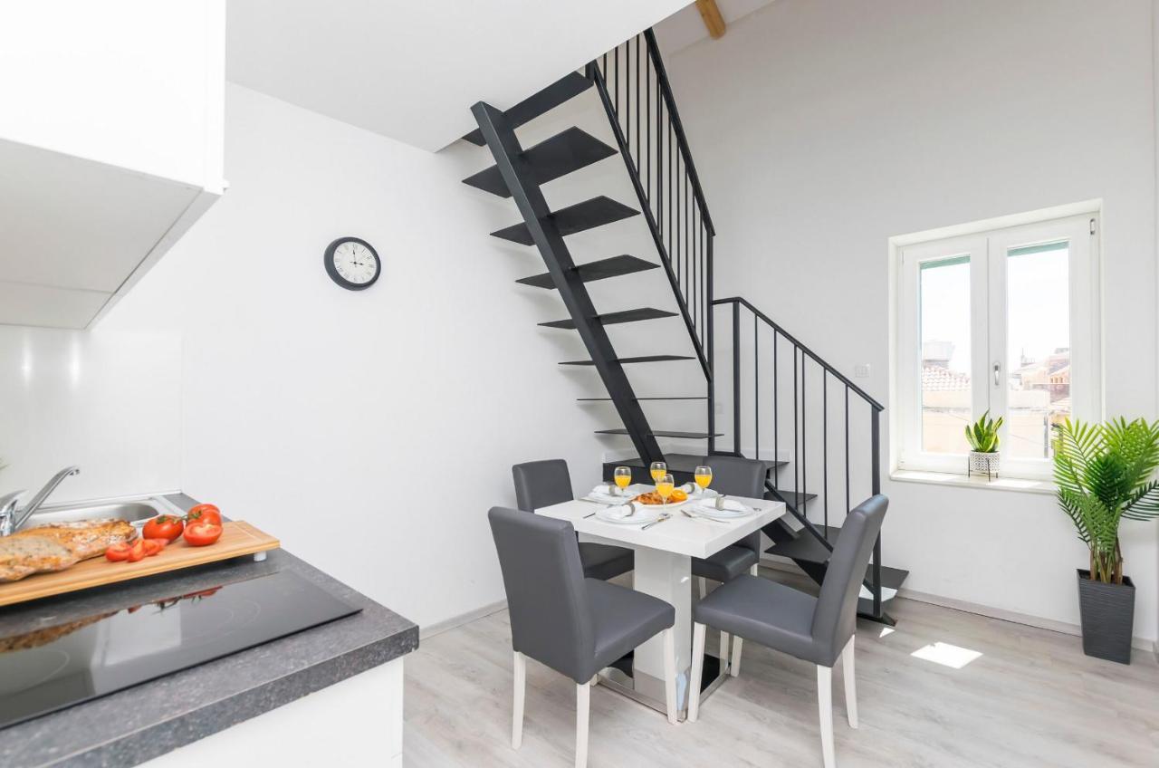 Apartments And Rooms Adriatic Suites شيبينيك المظهر الخارجي الصورة