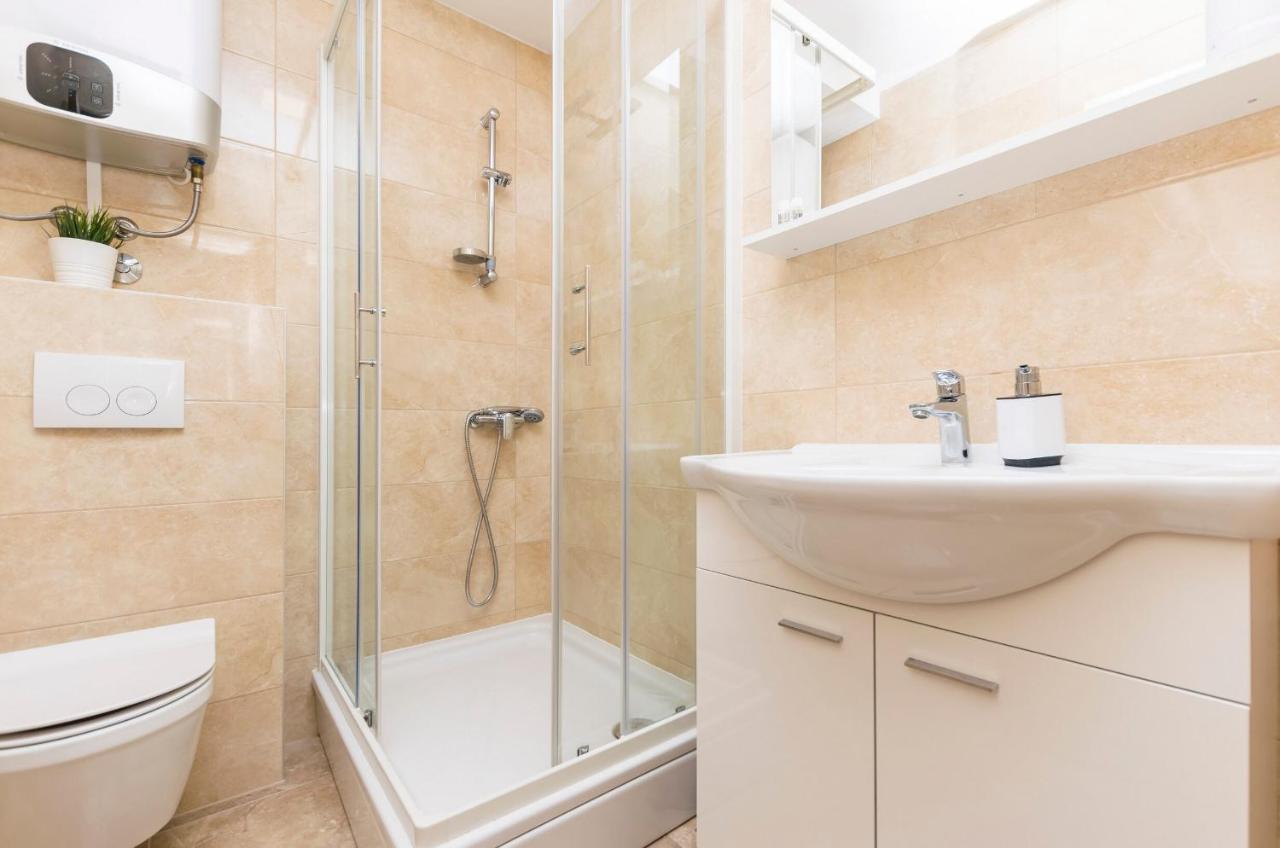 Apartments And Rooms Adriatic Suites شيبينيك المظهر الخارجي الصورة