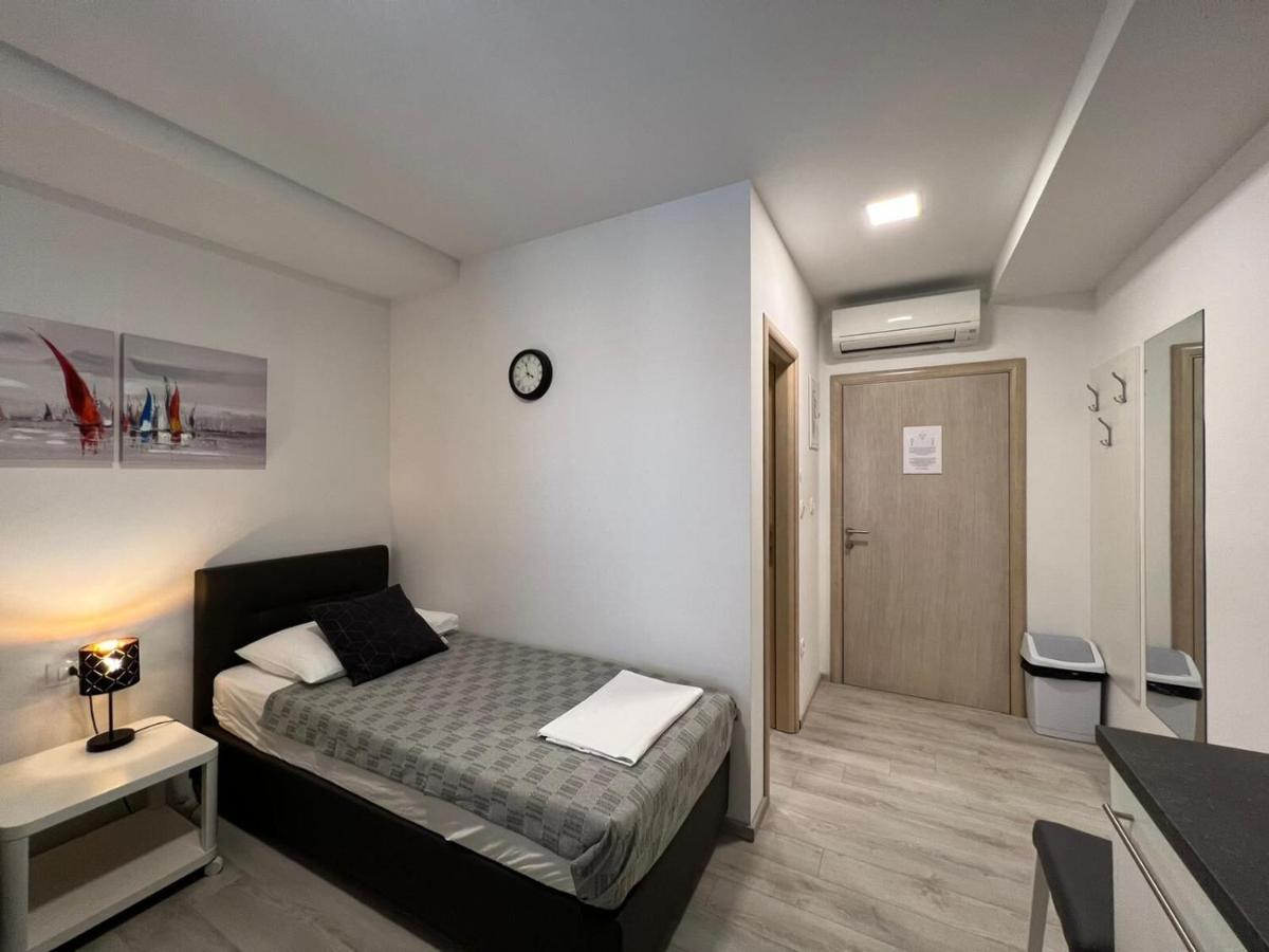 Apartments And Rooms Adriatic Suites شيبينيك المظهر الخارجي الصورة