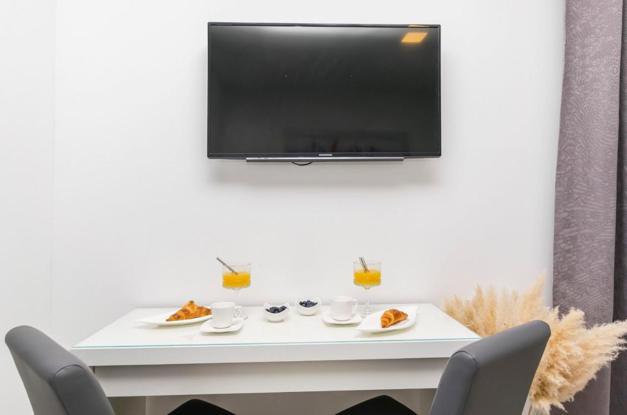 Apartments And Rooms Adriatic Suites شيبينيك المظهر الخارجي الصورة